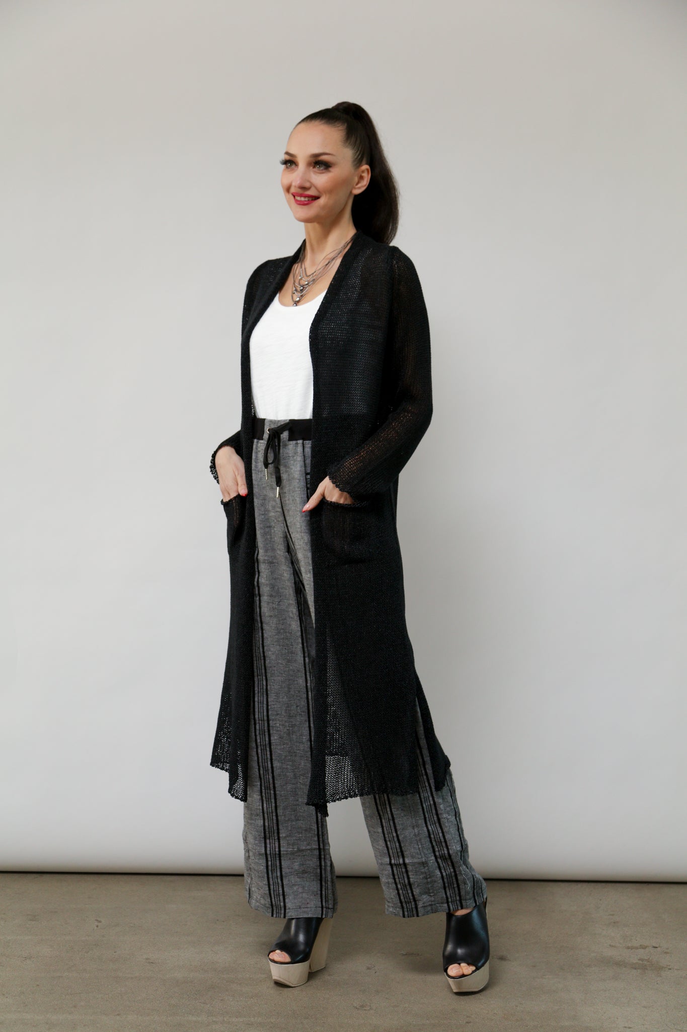 3153 Women's Knit Duster, Slits and Pockets