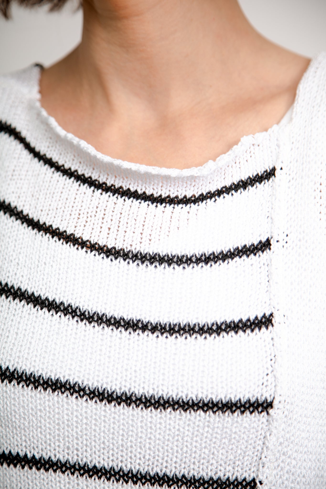 3202 Striped Lightweight Knit Sweater